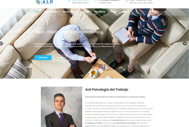 {{item.authore_images_alt}}